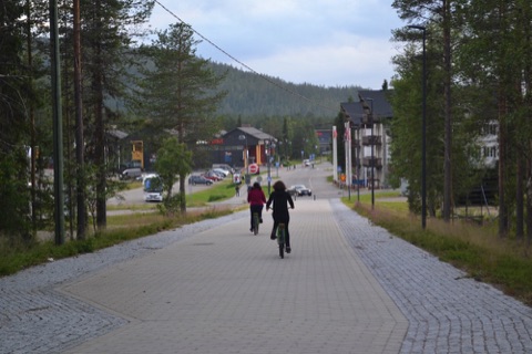 Cycling in Levi